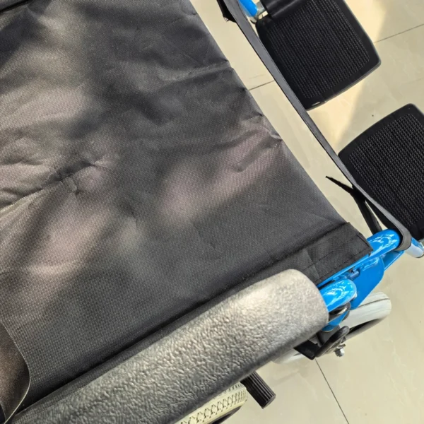 Breathable padded seat and integrated armrest of EXC-2011 manual wheelchair